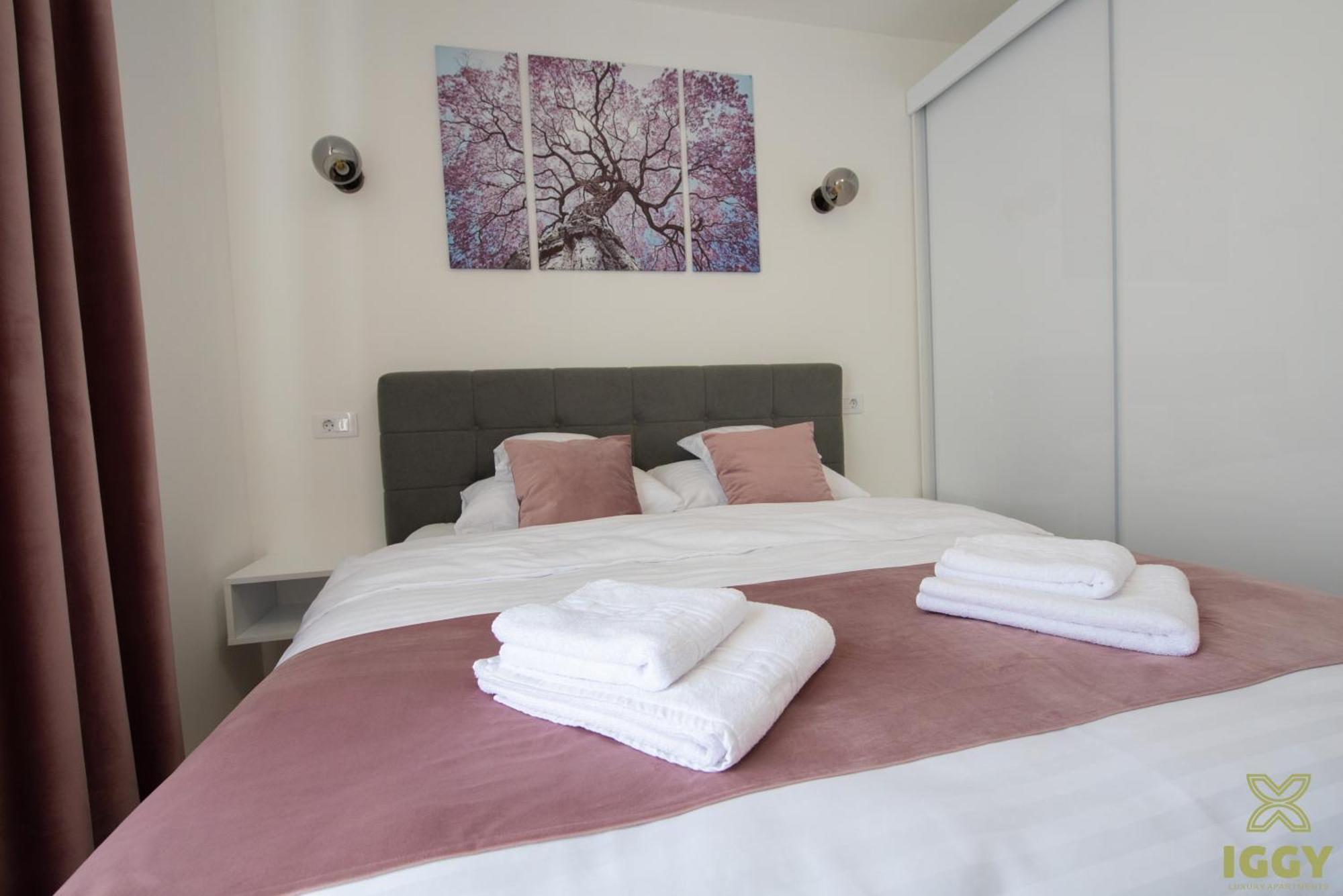 Iggy Premium Apartment Hunedoara Exterior photo